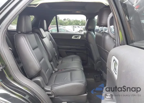 2015 Ford Explorer Xlt z USA, uszkodzony, nr VIN 1FM5K8D87FGB16631